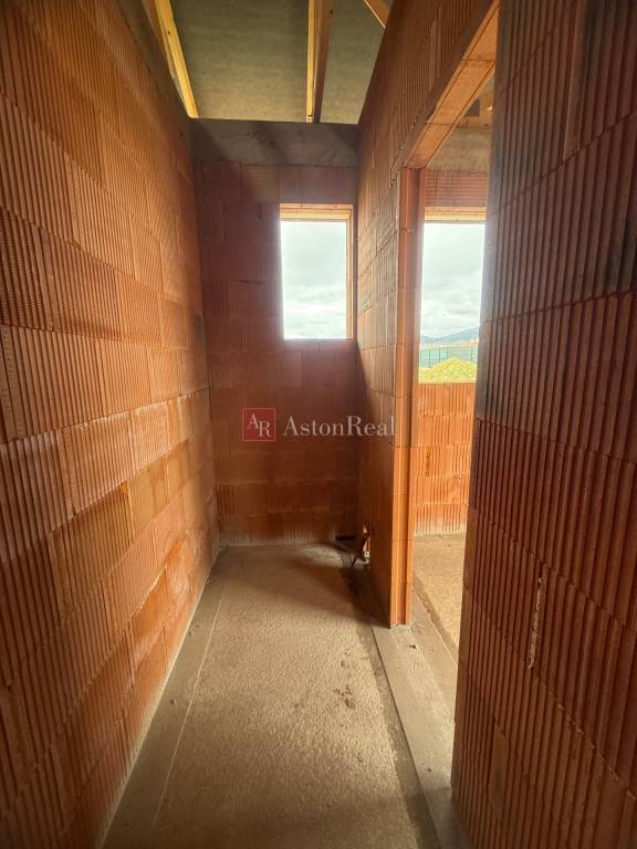 Praktický 4-izbový bungalov v novovybudovanej lokalite- Horo - 7