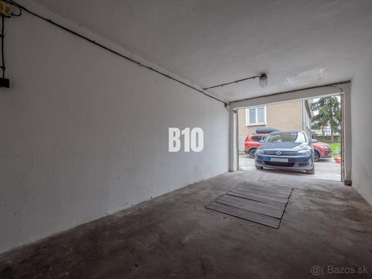 Garáž v Ružinove s montážnou jamou - MILETIČOVA ul. - 7