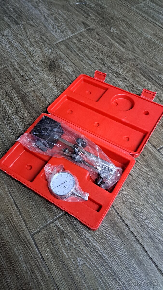 Odchýlkomer s magnetickým stojanom - 7