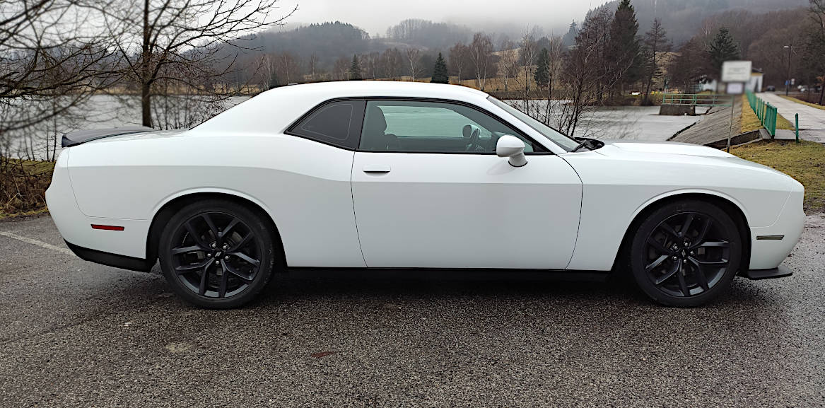 Dodge Challenger R/T - 7