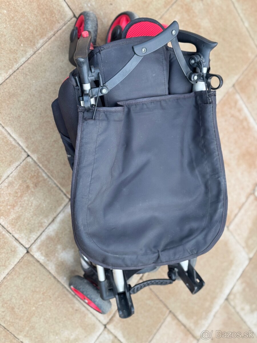 skladací kočík Geoby D888 - 7