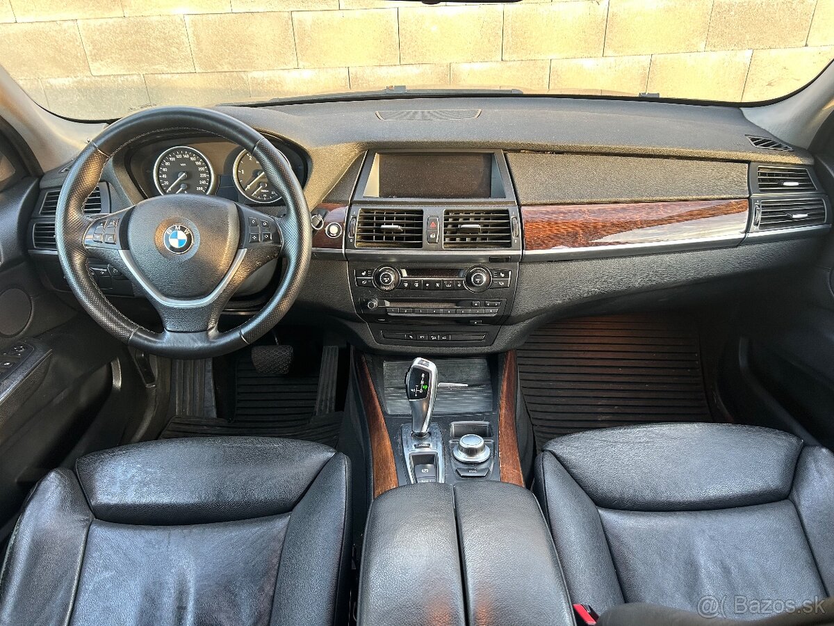 ROZPREDAM BMW X5 E70 3,0d 173kw - 7