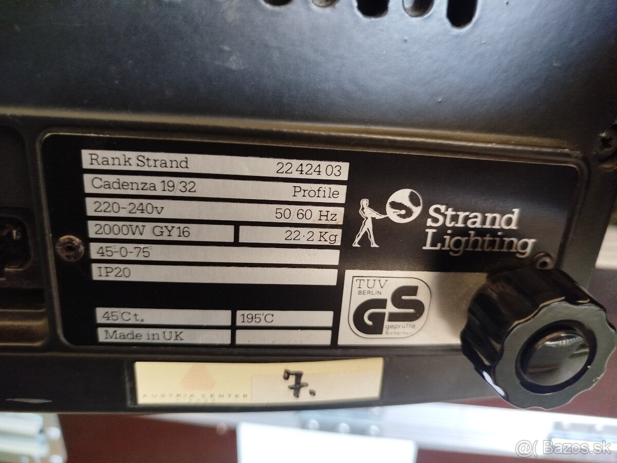 Predám Fresnel - divadelné reflektory Strand Lighting Cadenz - 7
