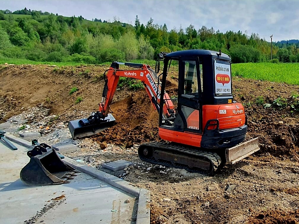 Prenájom - požičanieminibágra 2,8t - Kubota - 7