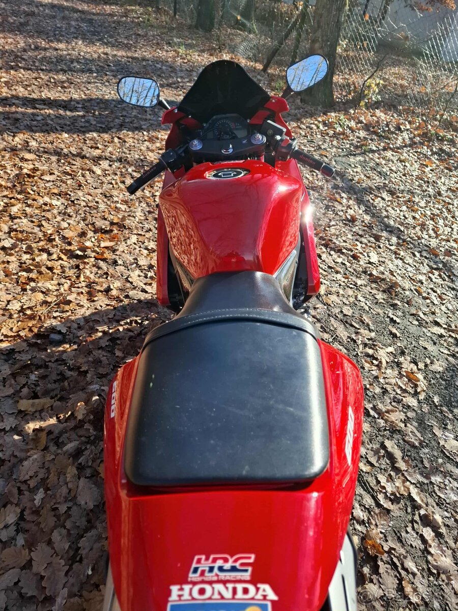 Honda cbr 600rr - 7