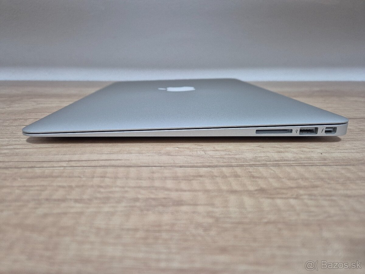 MacBook Air (13-inch, 2017) /Intel Core i5/8GB RAM/128GB SSD - 7