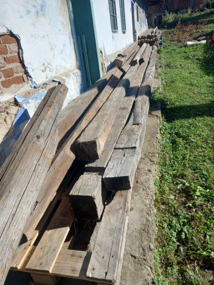 Staré ručne tesané krokvy - 7