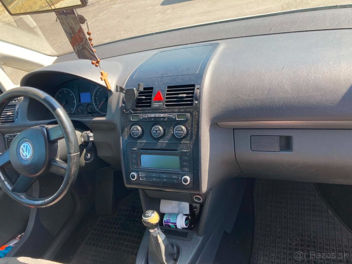 VW TOURAN 1,9 TDI 2006 - 7