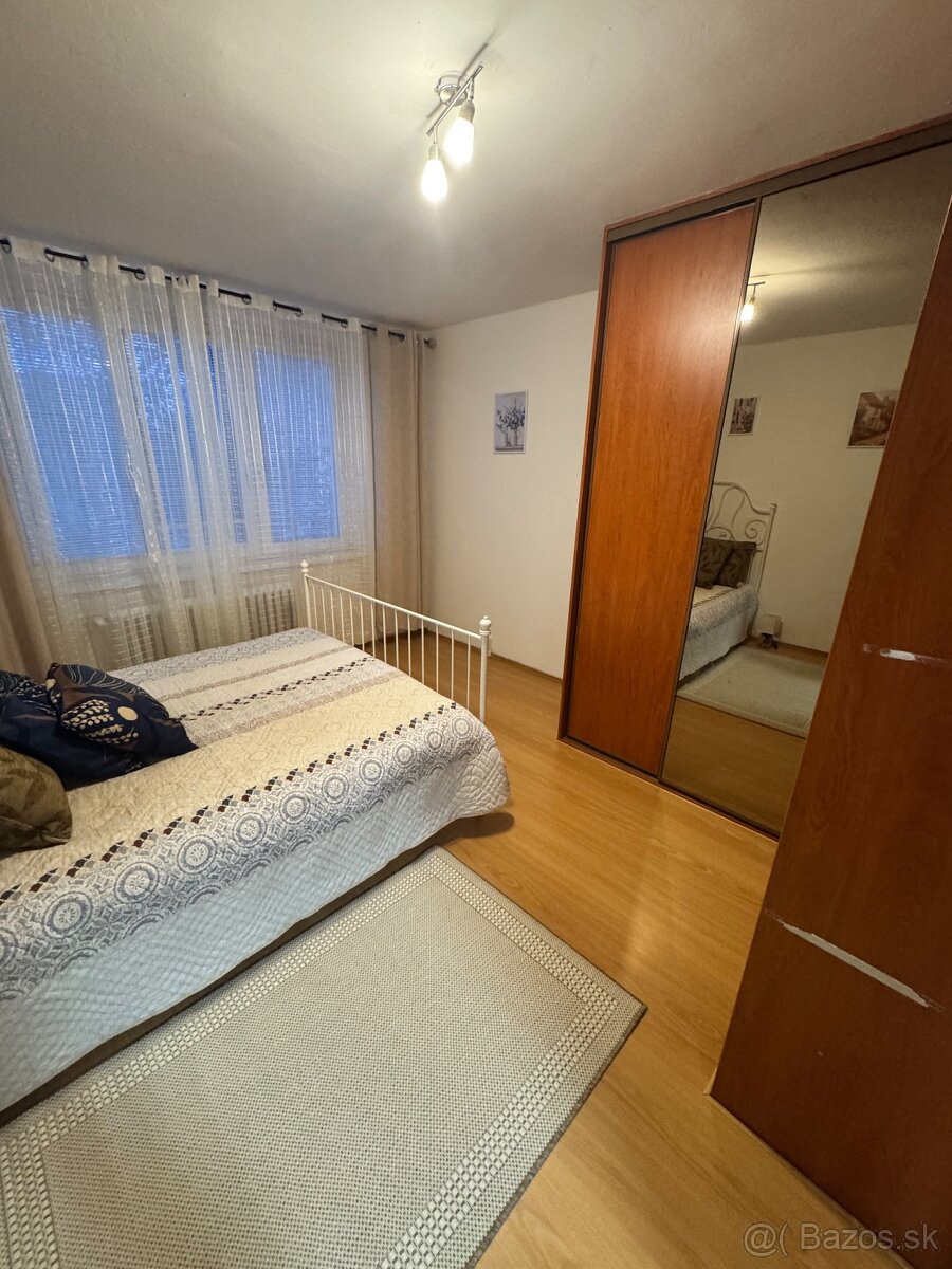 Prenajom 2 izbový byt KE - 7
