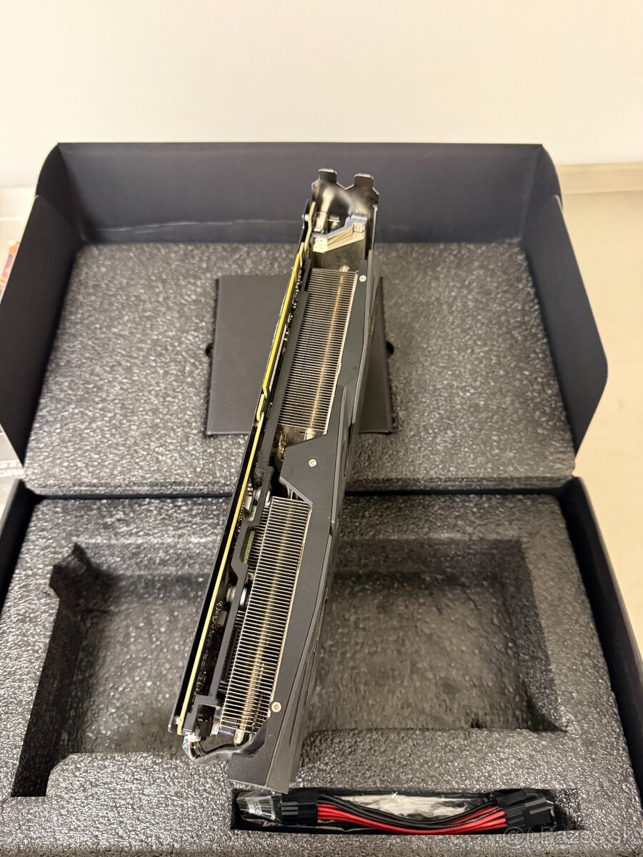 Predam Graf.Kartu ASUS ROG Strix 1080ti 11GB - 7