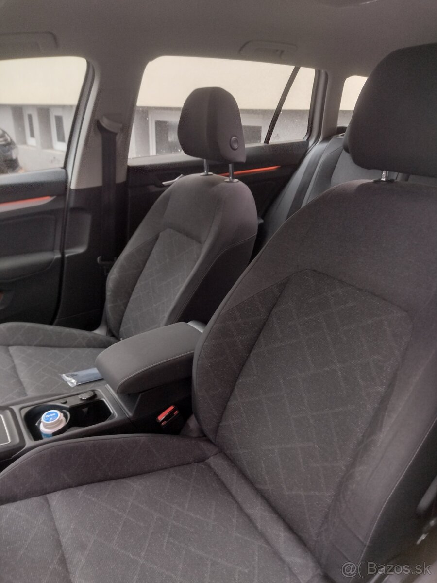 VW Golf 8 combi 1, 5 TSi e-tec - 7