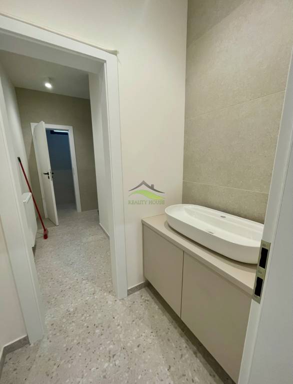 Moderné Nové kancelárie na PRENÁJOM - 20 - 30 m2 - 7