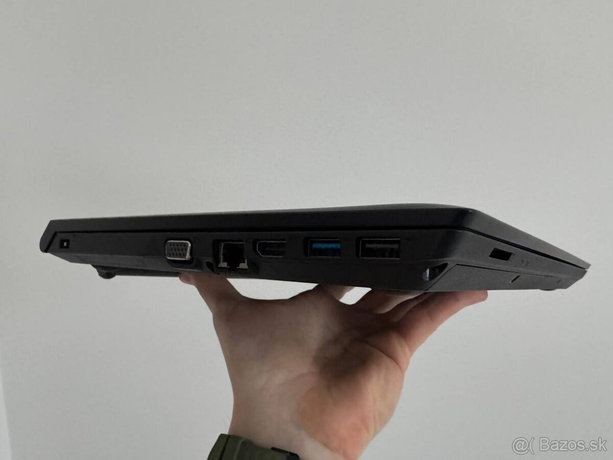 Lenovo, 128Gb SSD, 8Gb RAM, Výdrž 4h, Čistý Win 10 PRO - 7
