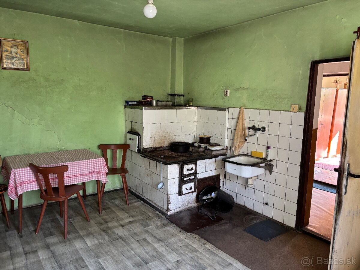 PREDAJ: Dom s pozemkom 1748 m2, Veľká Čierna, okr. ZA - 7