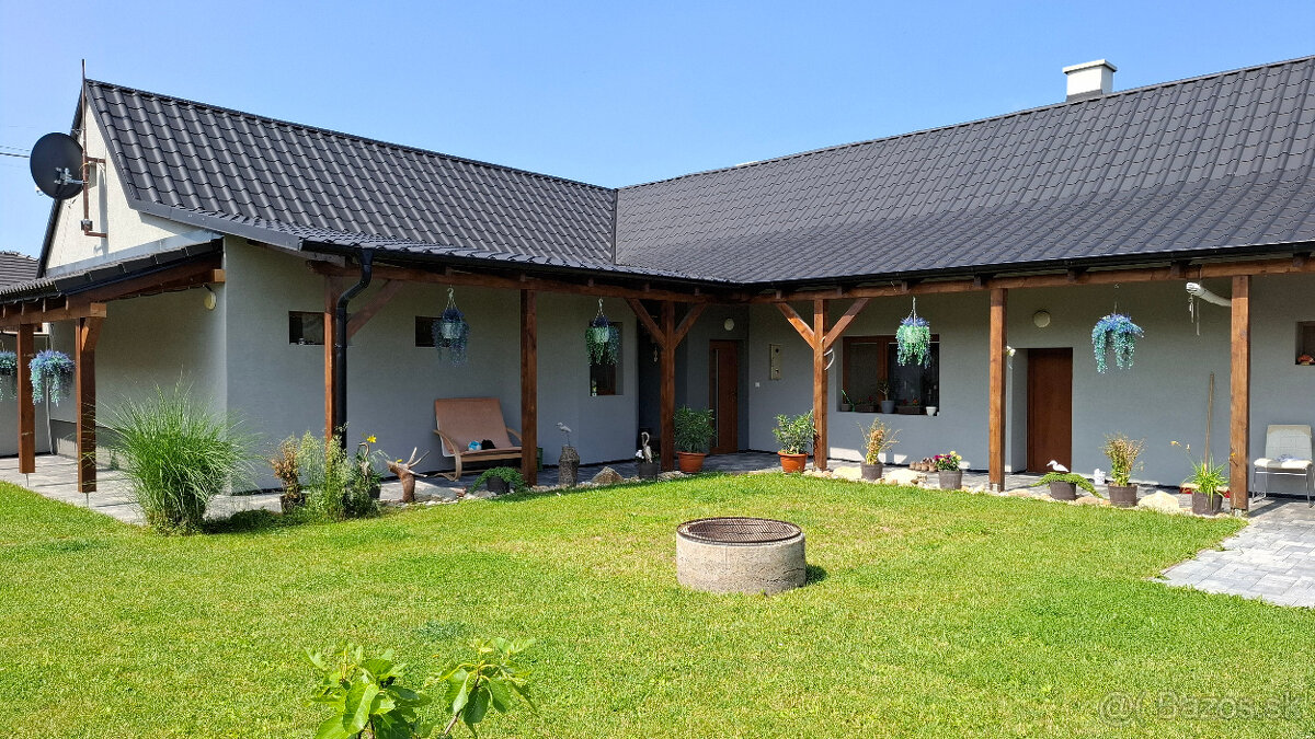 Na predaj slnečný a komfortný 4 izbový rodinný dom Senica. - 7