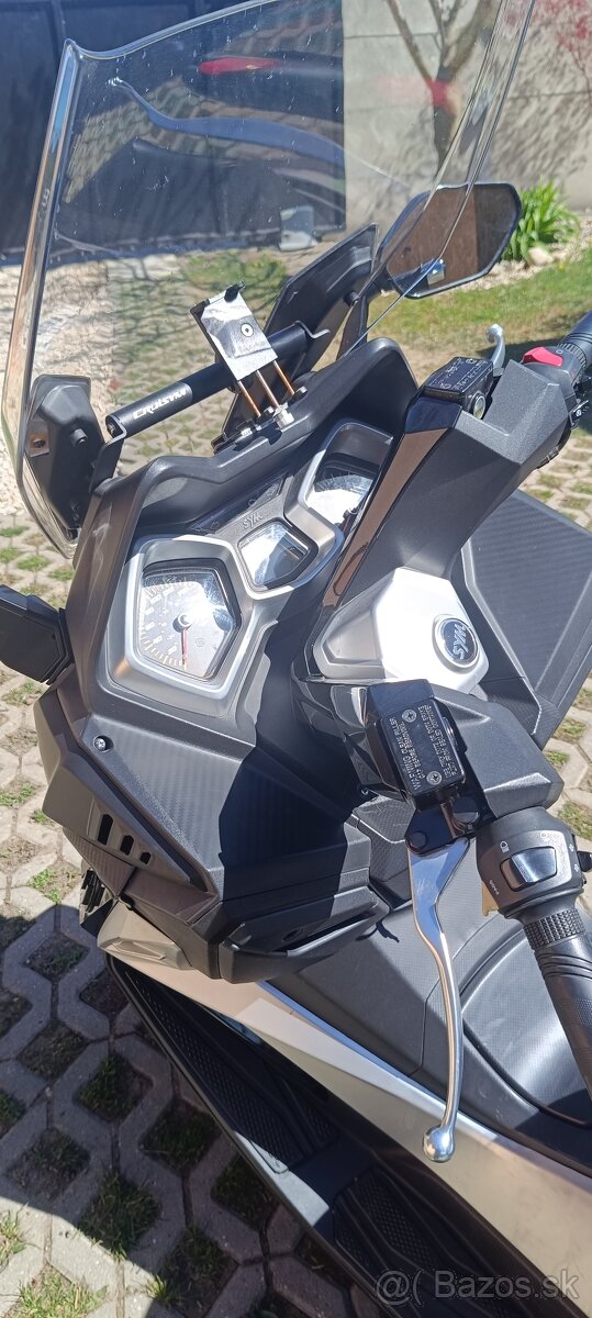 Sym Cruisym 300 - 7
