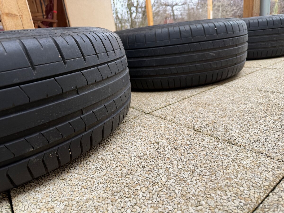 Pneu a disky 255/55 R19 Pirelli - 7