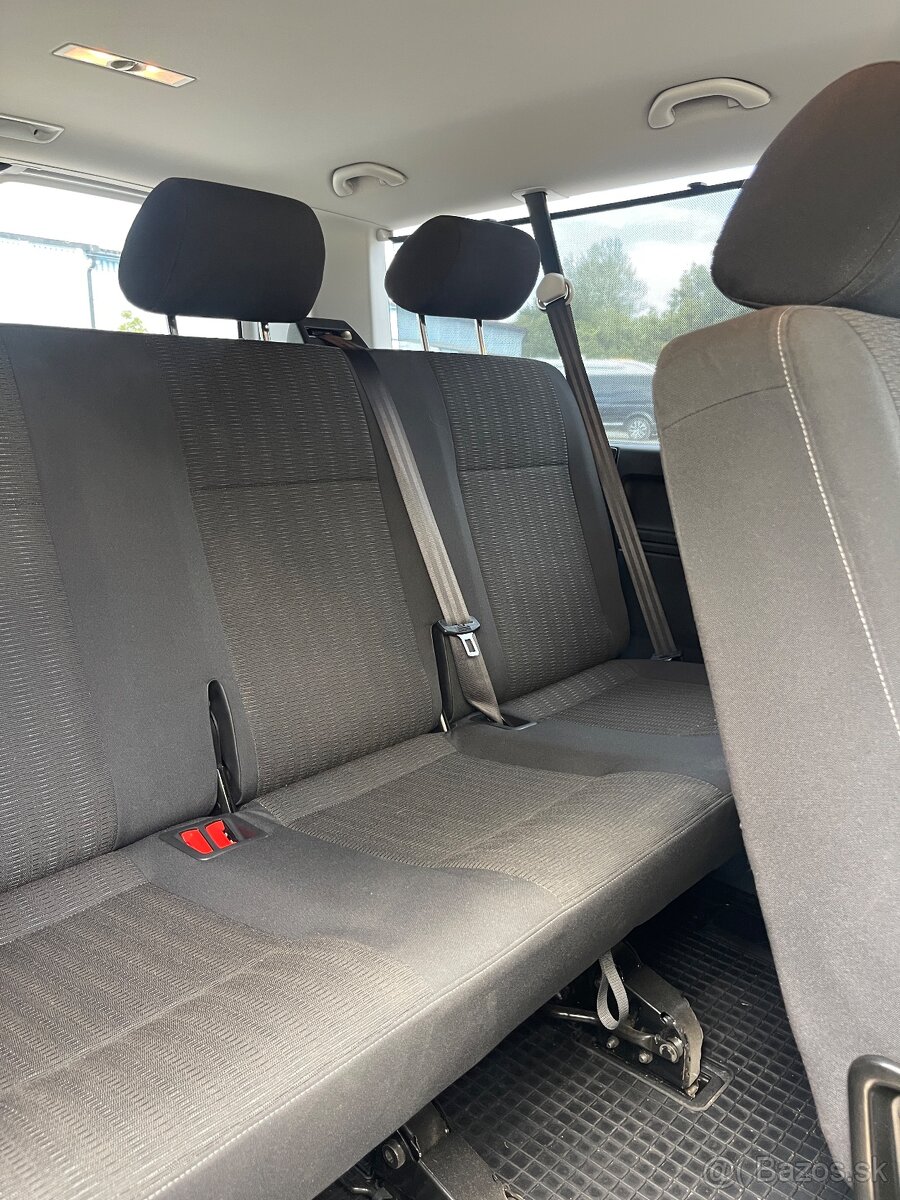 Volkswagen Caravelle T6 - 7