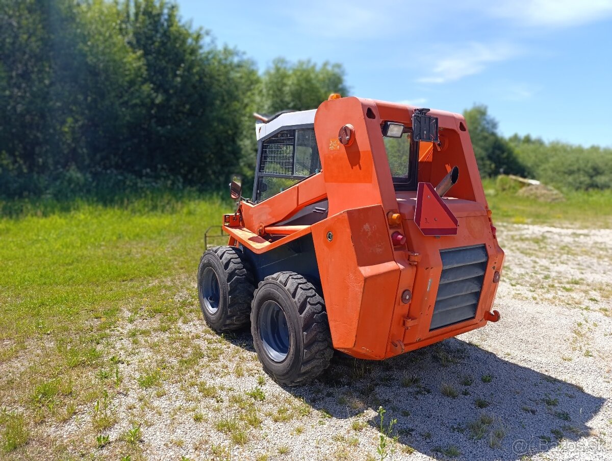 Locust 903 s TP a SPZ - 7