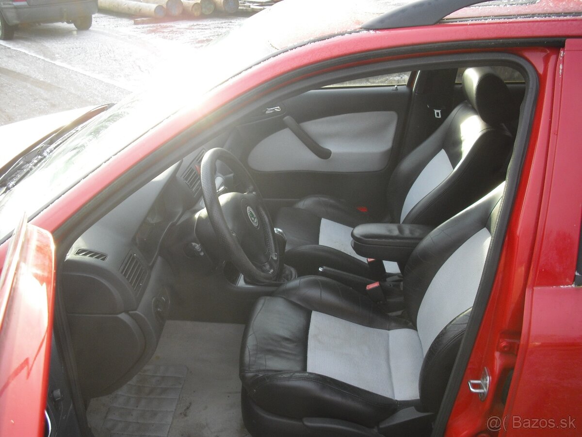 Skoda Octavia RS1 Kombi - 7