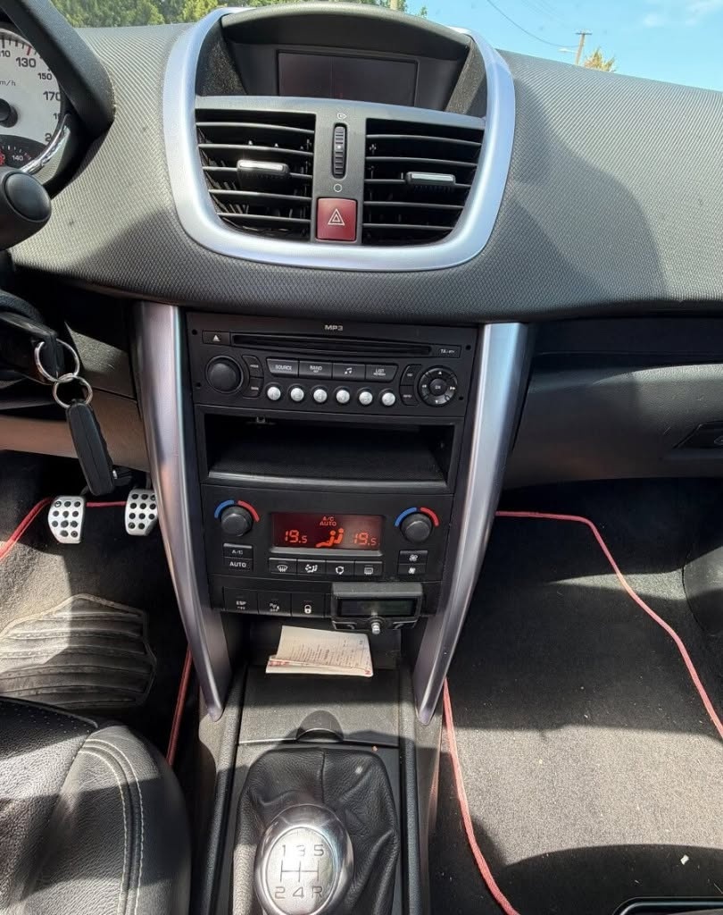 Peugeot 207 CC Cabrio - 7