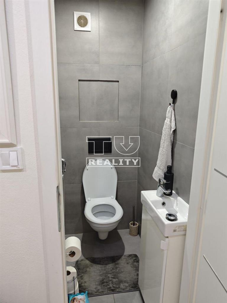 3 IZBOVÝ BYT 64M2 UL. K. ŠMIDKEHO TRENČÍN - 7