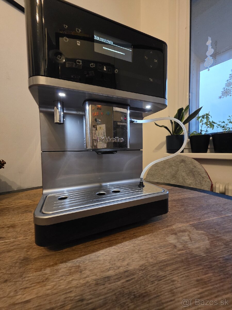 Plne automatický kávovar Miele CM6100 - 7