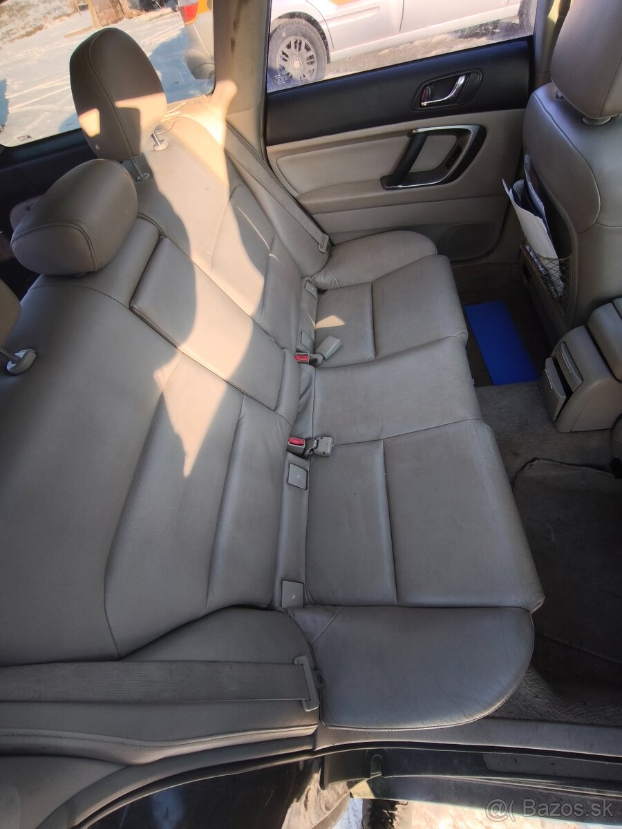 Subaru Outback BPE 3.0R (2004) - 7