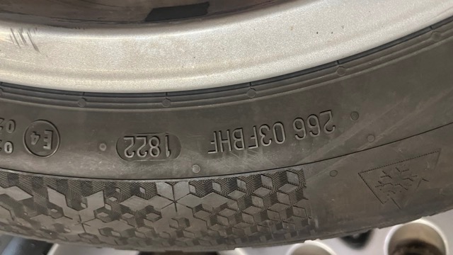 Pneumatiky 225/55 R17 zimné - 7