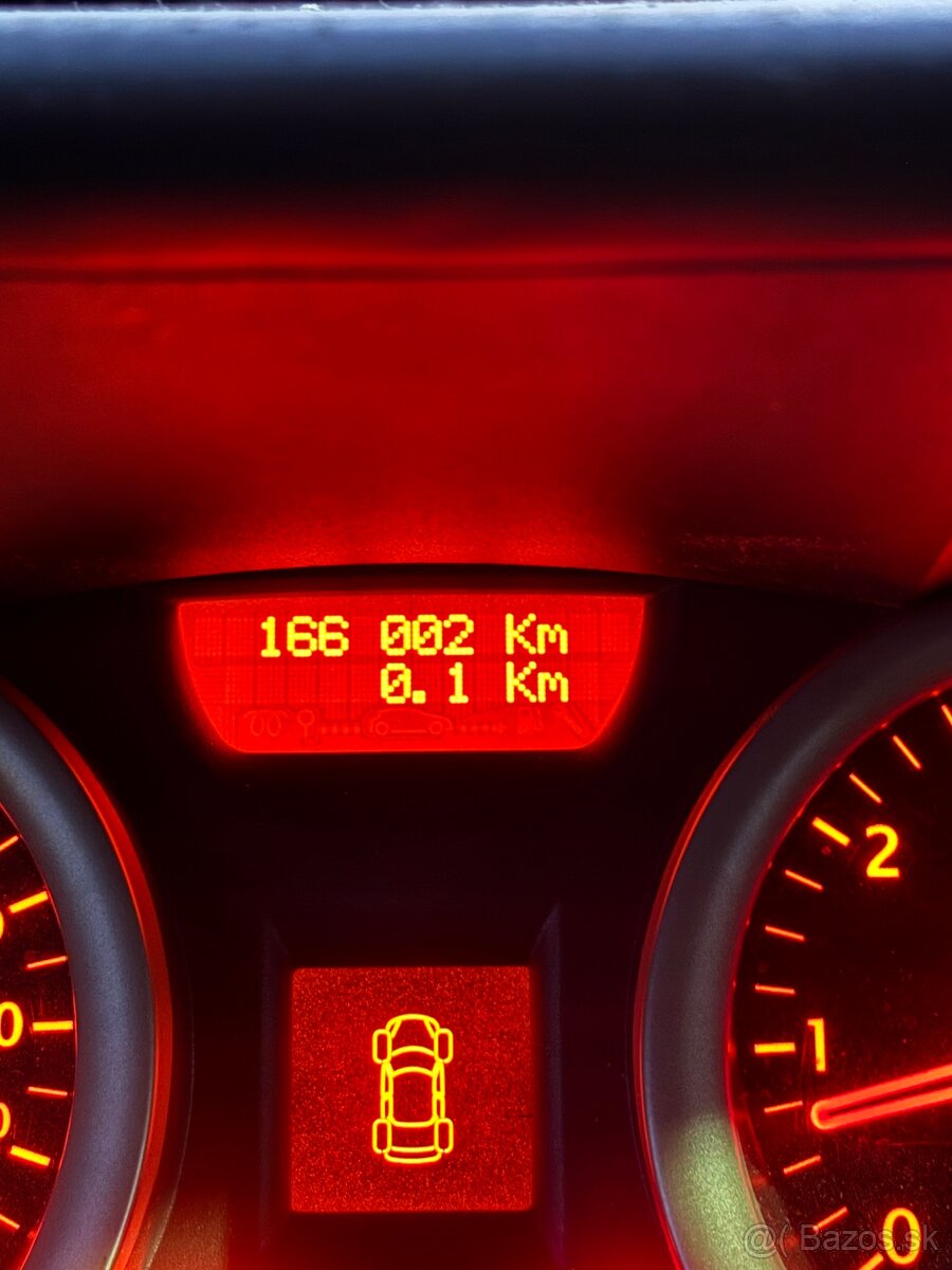 Renault Megane 1.6 - 7