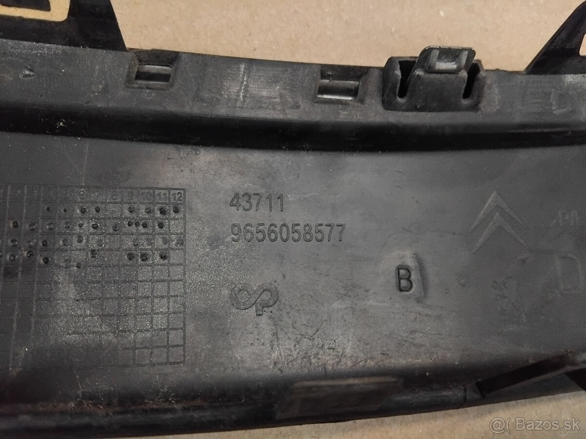lišta nárazníka s chrómom Citroen C4 - 7