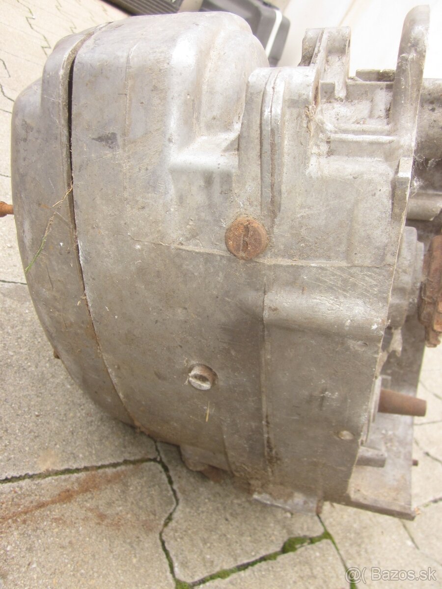 ČZ 175 typ 477 motor - 7