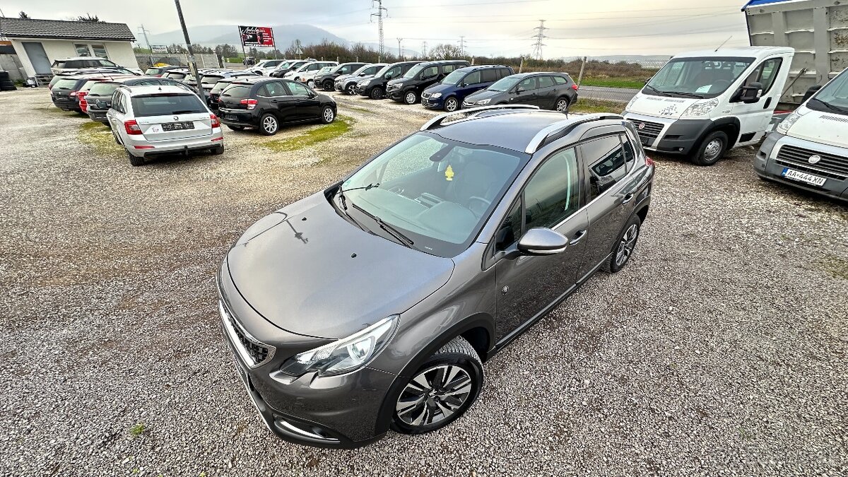 Peugeot 2008 1.2 PureTech Crossway Automat - 7