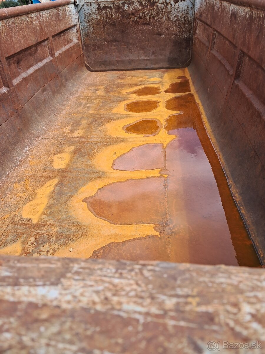 Predam hakove kontajnery - 7