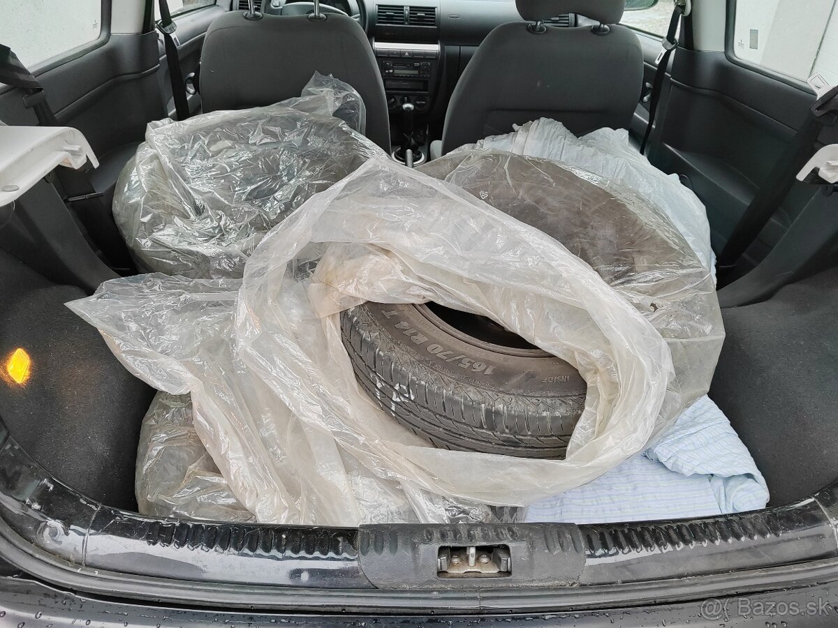 Volkswagen Fox 1.2 benzín 2009 - 7