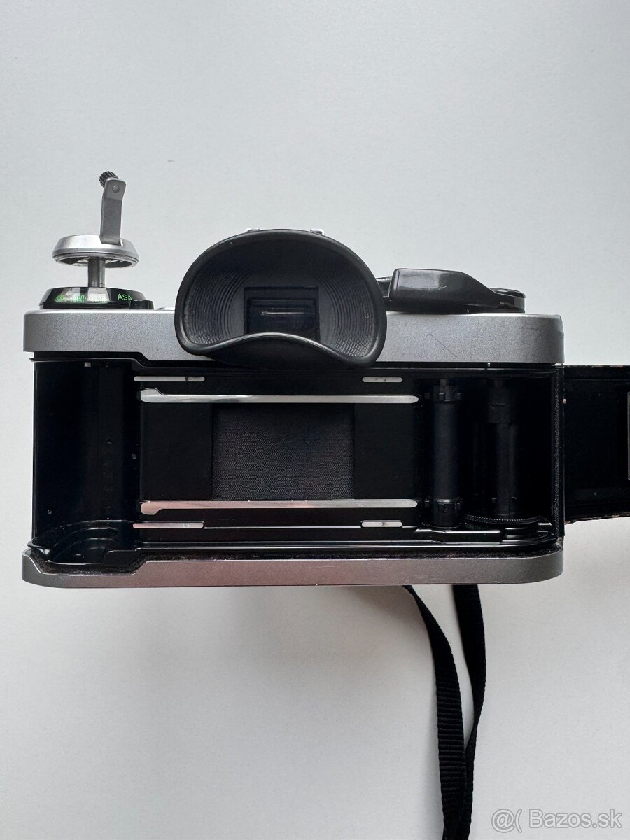 Canon AE-1 Program + dva objektívy - 7