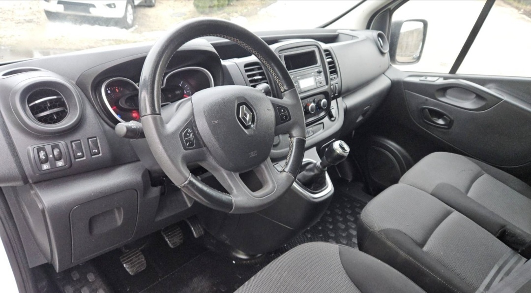 RENAULT TRAFIC - PREDAJ AJ NA SPLÁTKY - 7