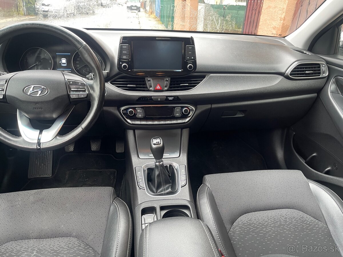 Hyundai i30 POŠKODENÝ MOTOR 1,6 CRDI D4FE 2018 - 7