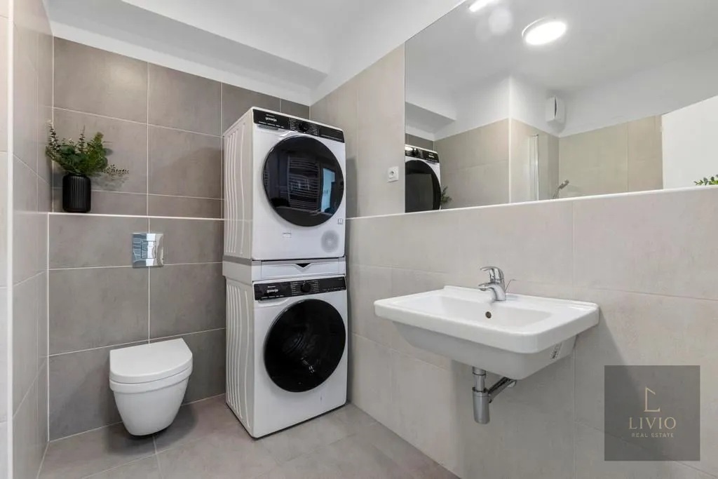 Svetlý a elegantný 2-izbový byt s úžasným výhľadom a štýlom - 7