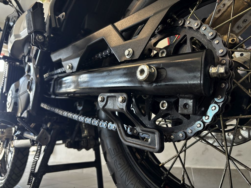 Royal Enfield Himalayan 411 - 7