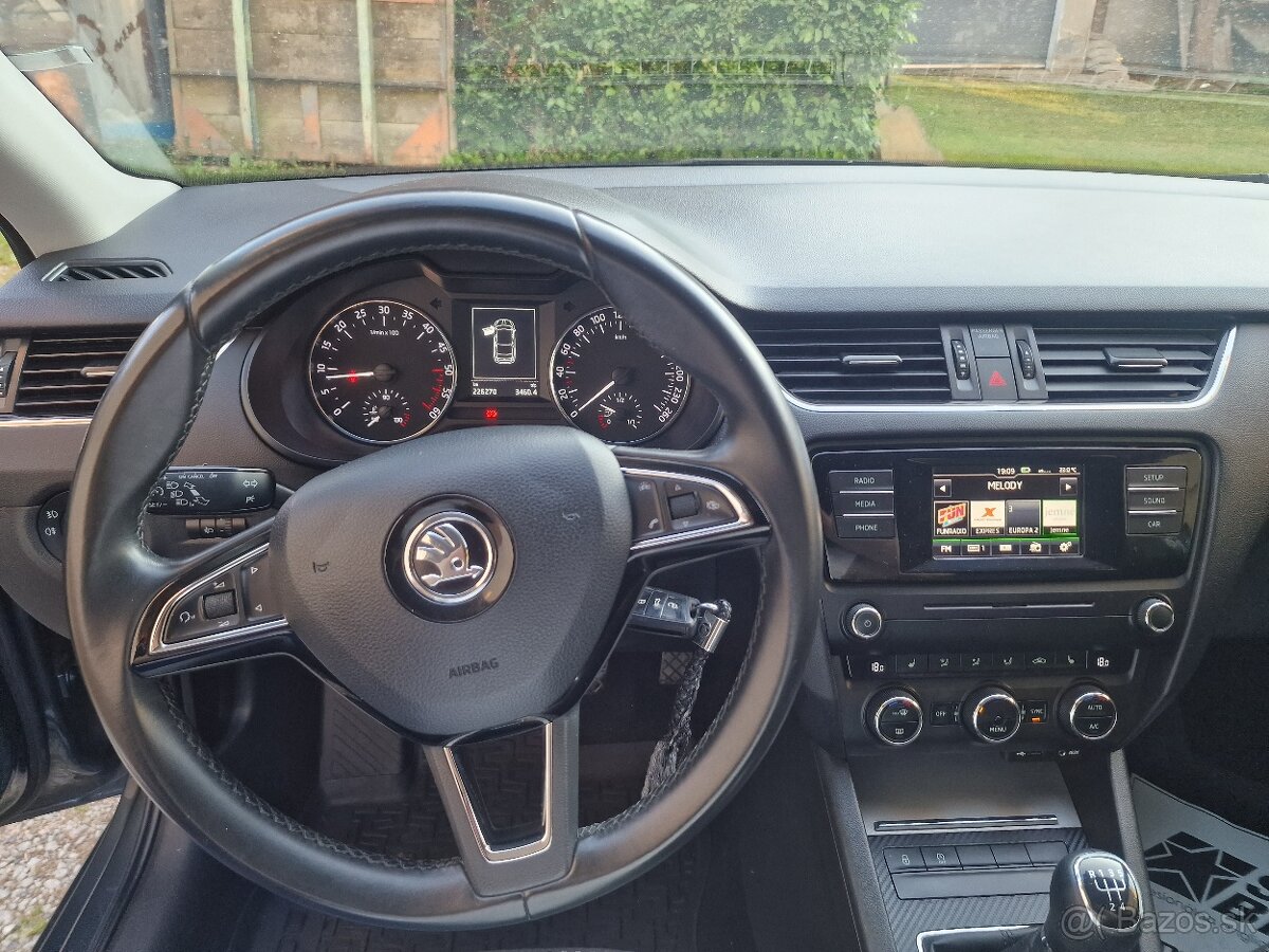 Škoda octavia 3, 1.6tdi - 7