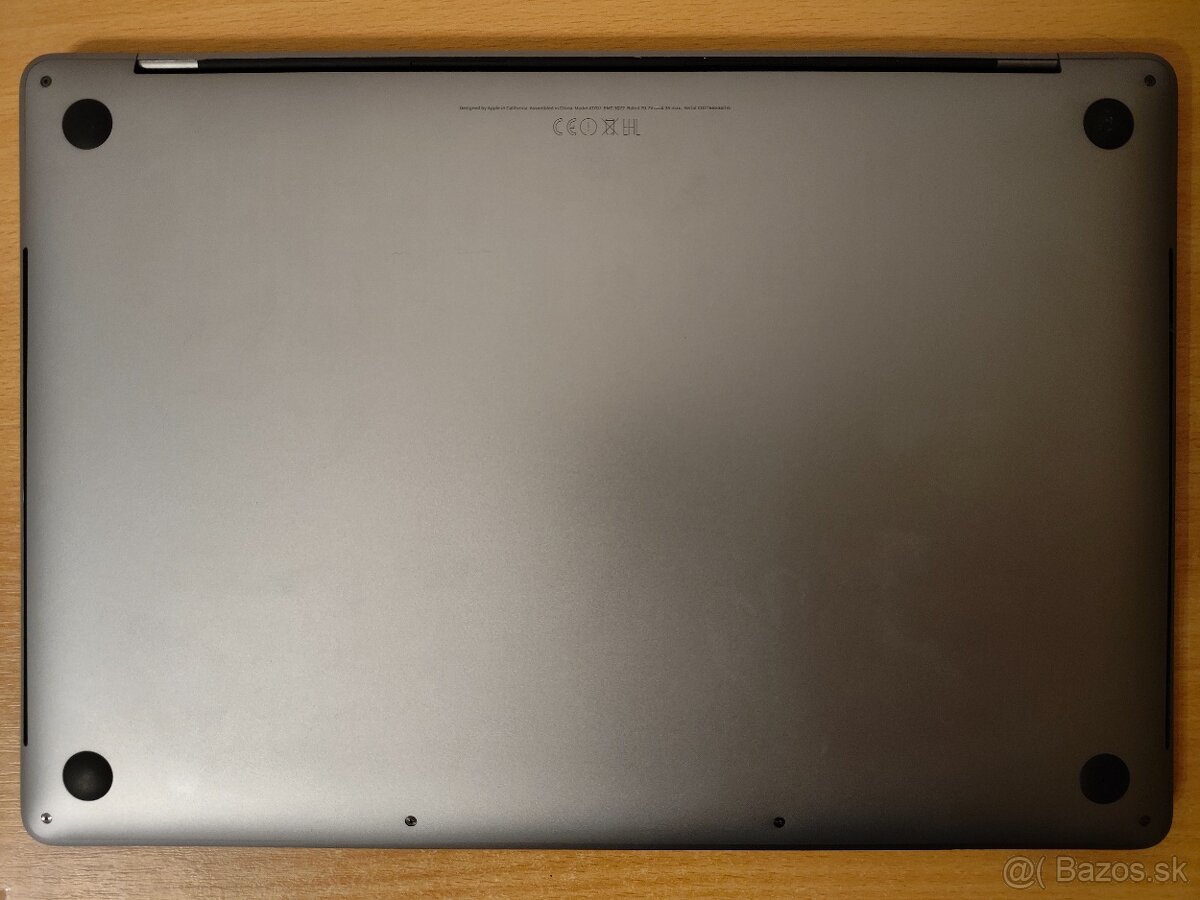 MacBook Pro 15 2016 | i7 •256GB •16GB - 7
