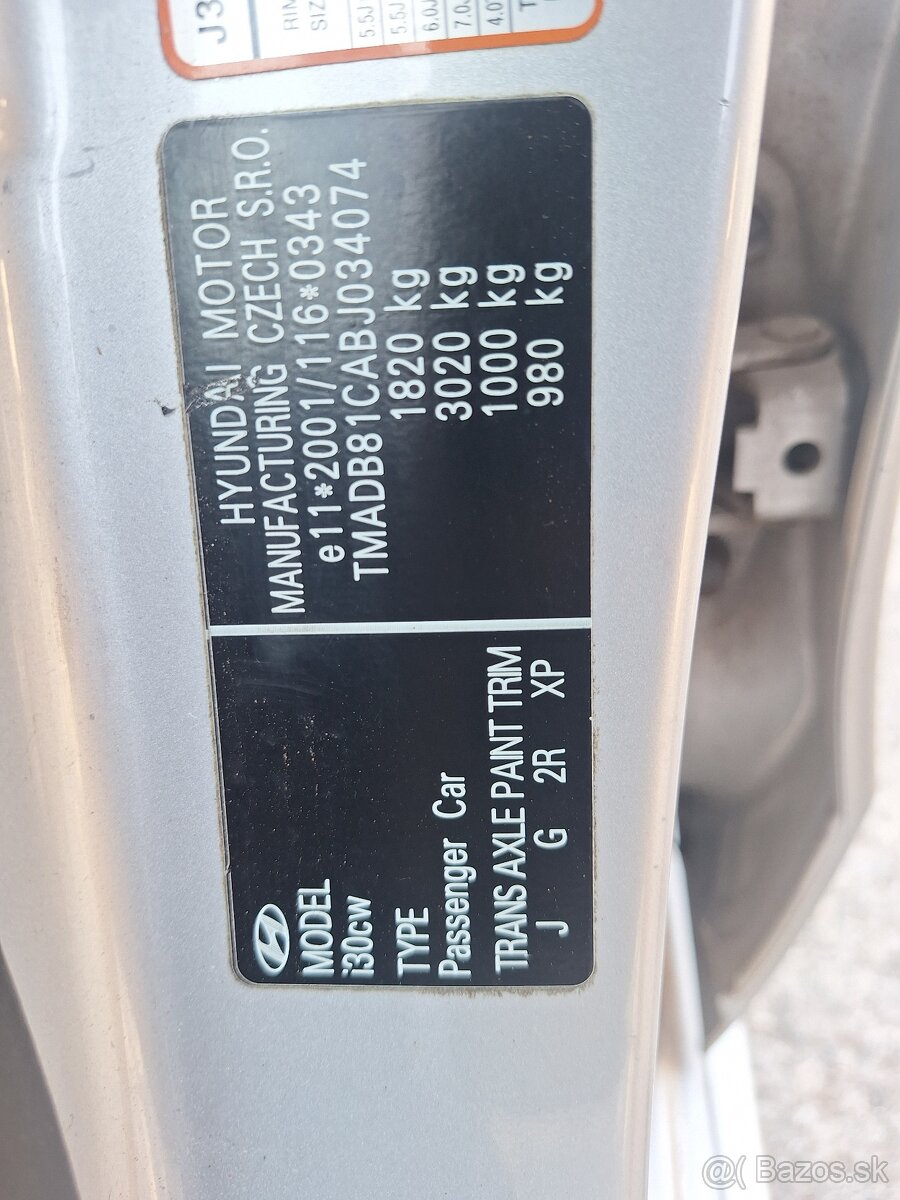 HYUNDAI i30 BENZÍN 1,4 KLÍMA - 7