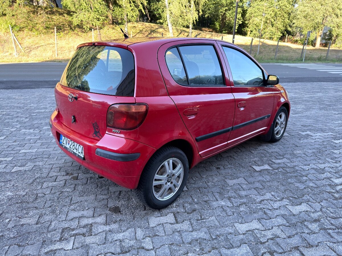 Toyota Yaris 1.0 Benzín - 7