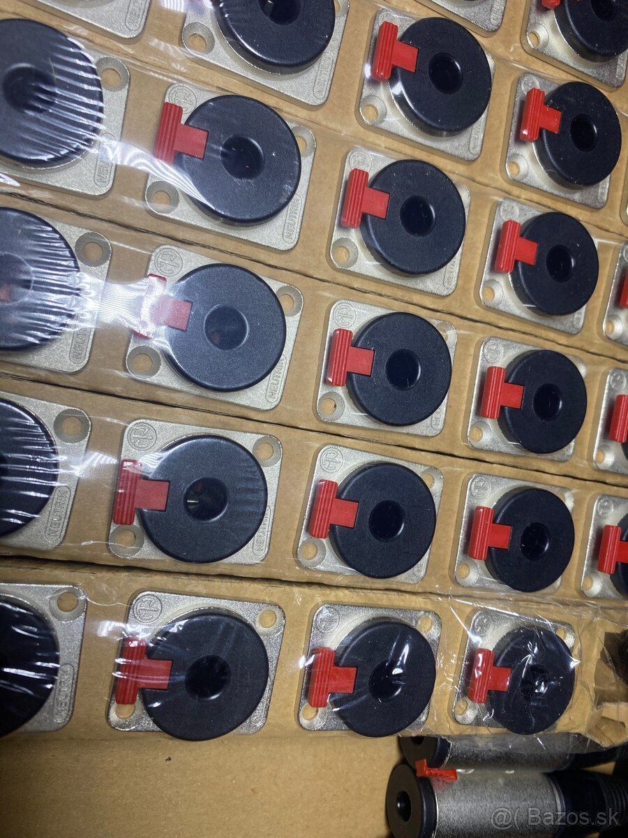 neutrik konektory spojky - 7