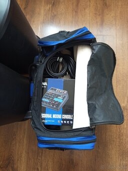 2x stĺpový systém "BEHRINGER C210" + mixpult "DNA MIX 4U - 7