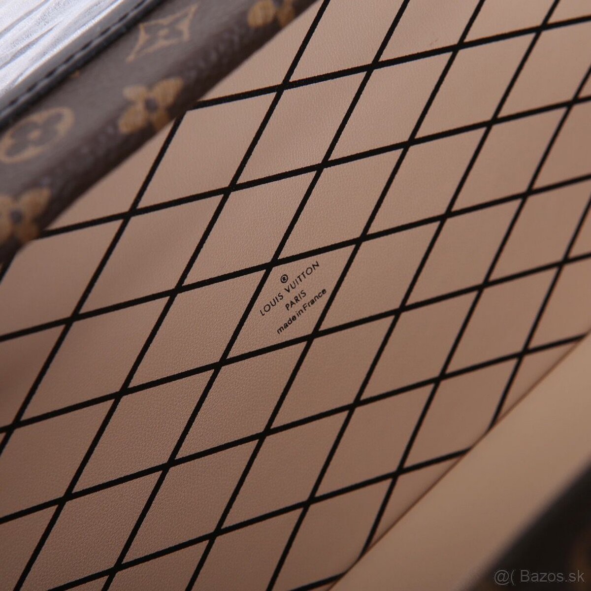 Kabelka kufrík L V - 7