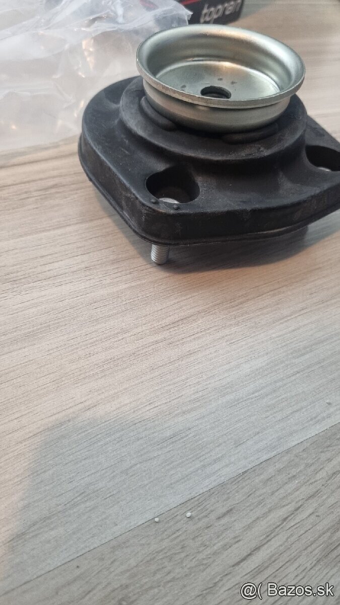 Predám diely hyundai tucson - 7