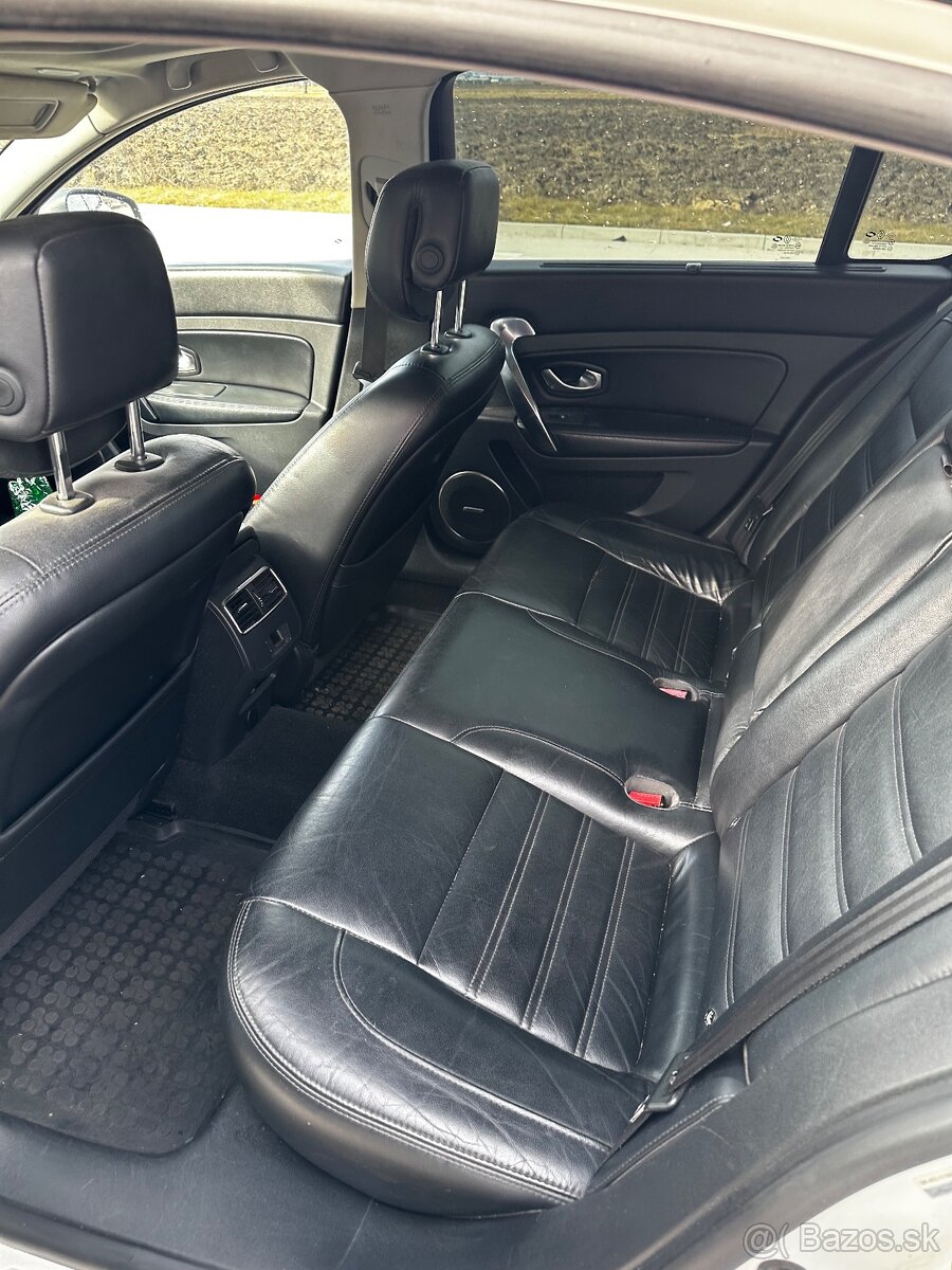 Renault Latitude Initiale Paris 2.0 dCi - 7