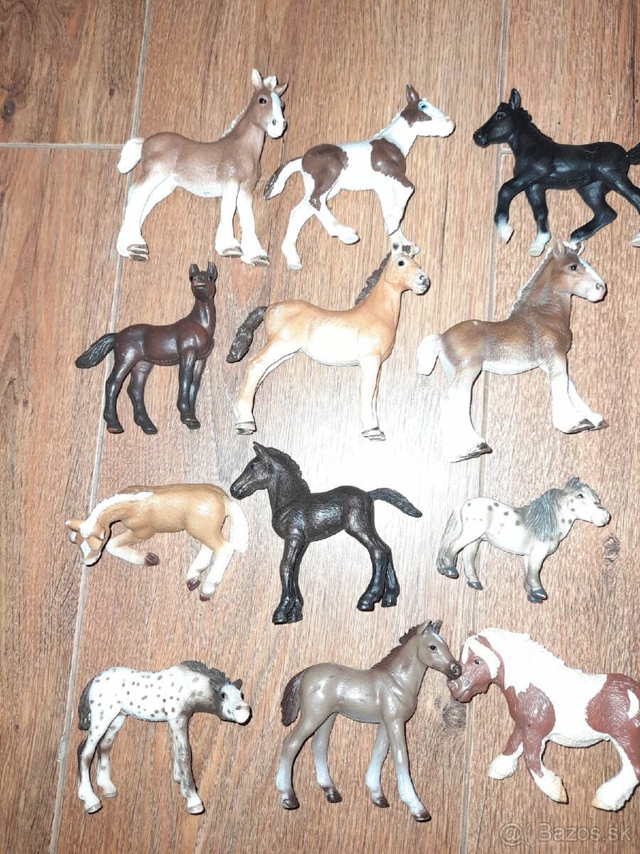 Schleich žriebätká - 7